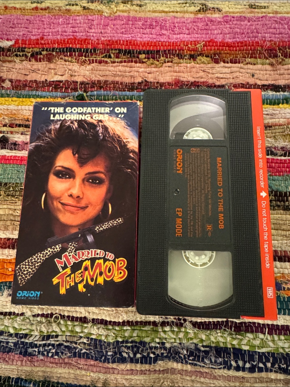 Gloria (Sharon Stone) & Married To The Mob - 2 VHS Tapes Tested. - Picture 5 of 10
